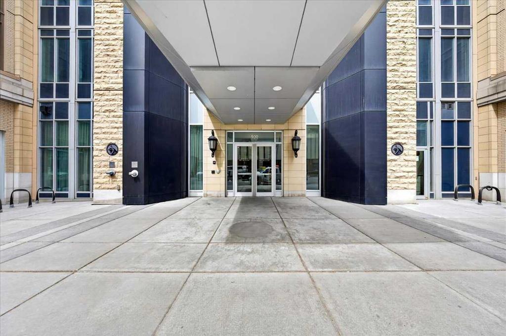 930 6 Avenue SW #1206