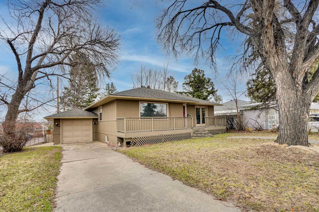 1468 Renfrew Drive NE photo 4