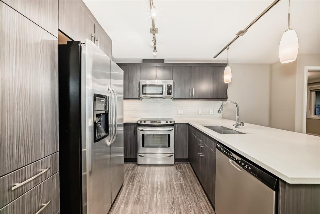 450 Kincora Glen Road NW #3108 photo 3