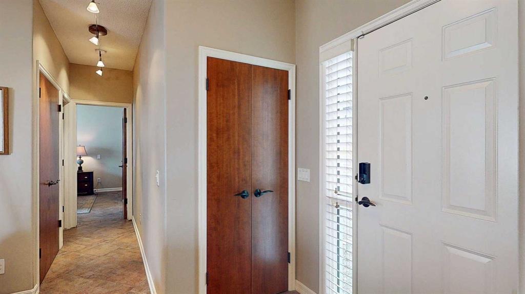 1997 Sirocco Drive SW #604 photo 2
