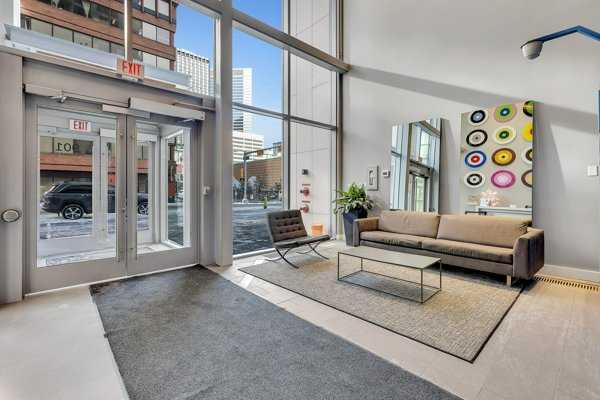 901 10 Avenue SW #1801 photo 2