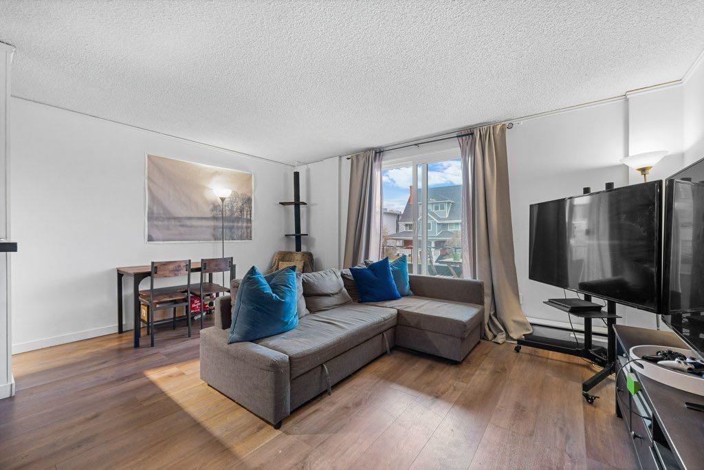 2111 14 Street SW #202 photo 4