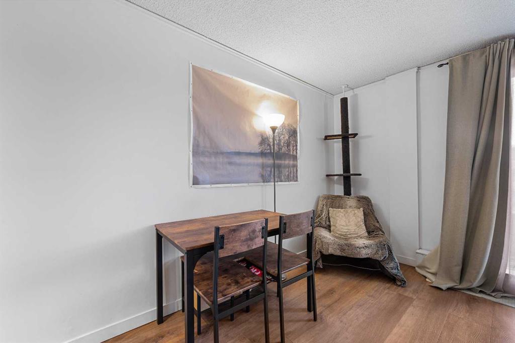 2111 14 Street SW #202 photo 5