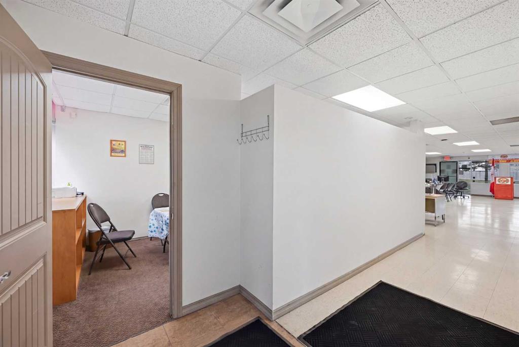 7 Westwinds Crescent NE #Unit 234 photo 4
