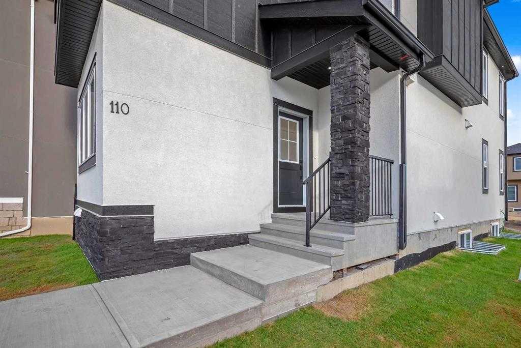 110 Saddlepeace Crescent NE photo 3