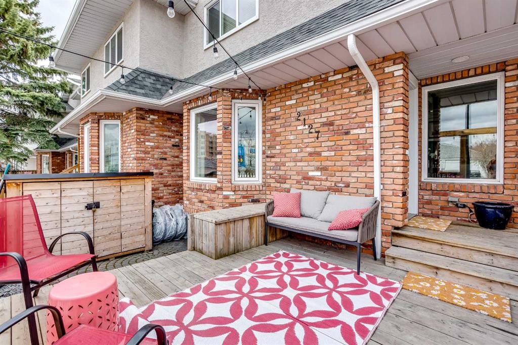 2127 34 Avenue SW #1 photo 3