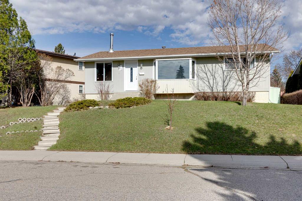 248 Huntcroft Road NE