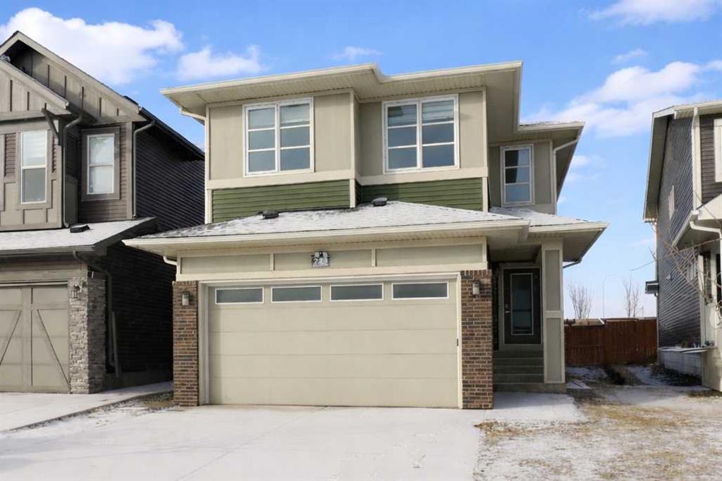 223 Savanna Way NE photo 2