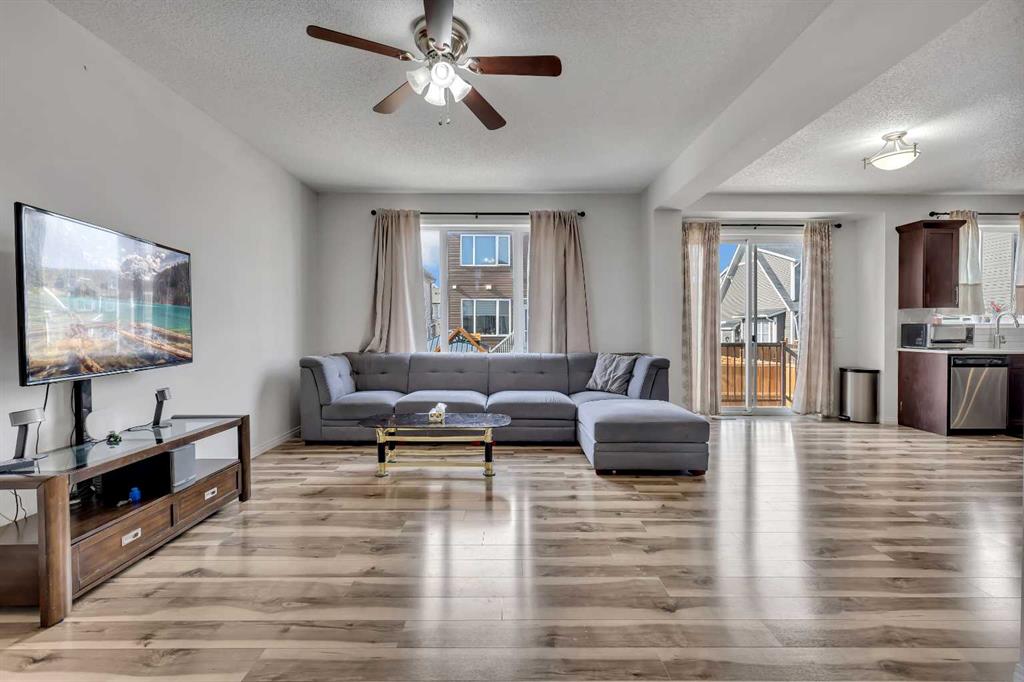 44 Cityside Rise NE photo 3