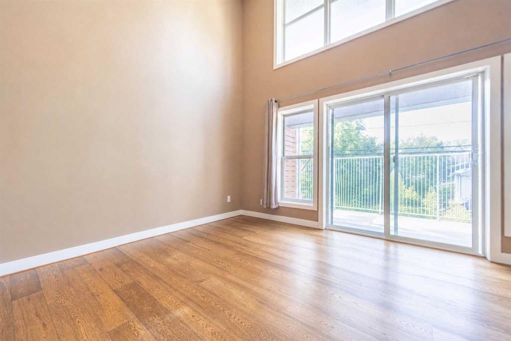 1505 27 Avenue SW #102 photo 3