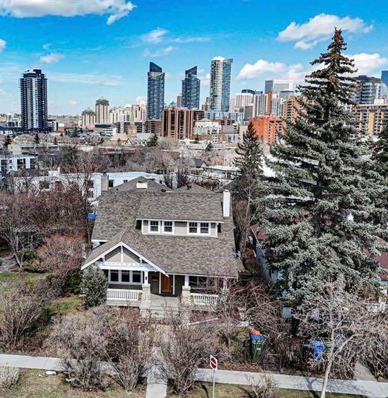 110 Scarboro Avenue SW photo 2