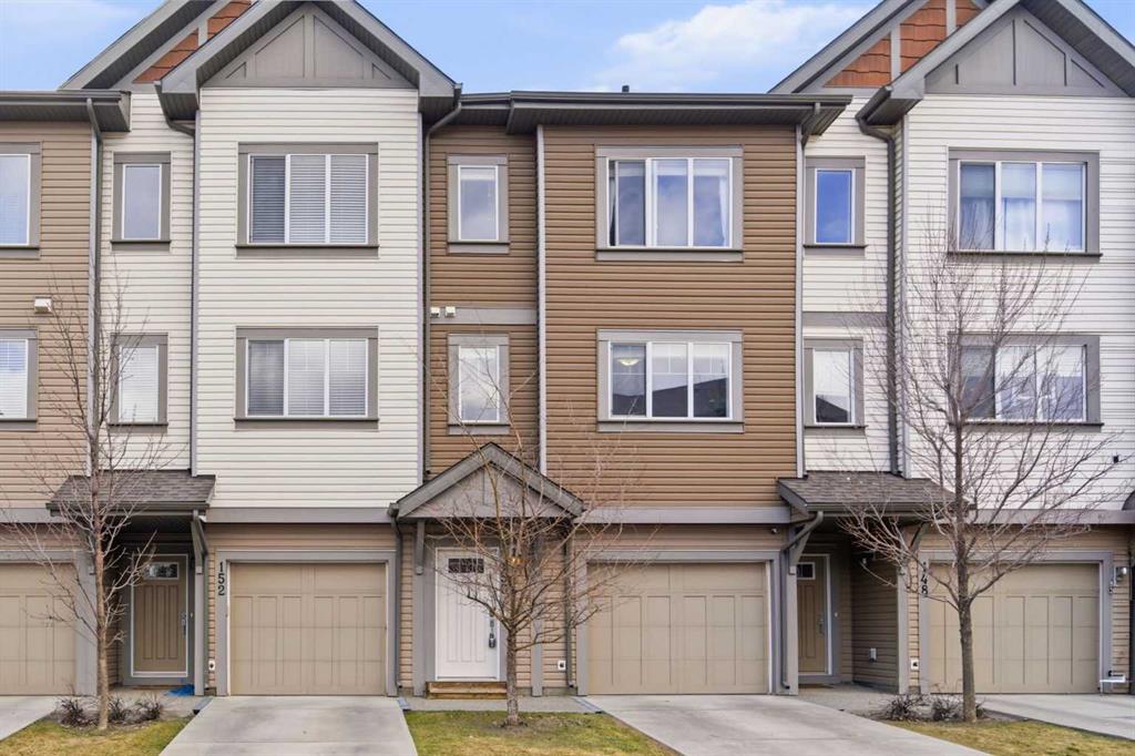 150 Copperpond Villas SE photo 2