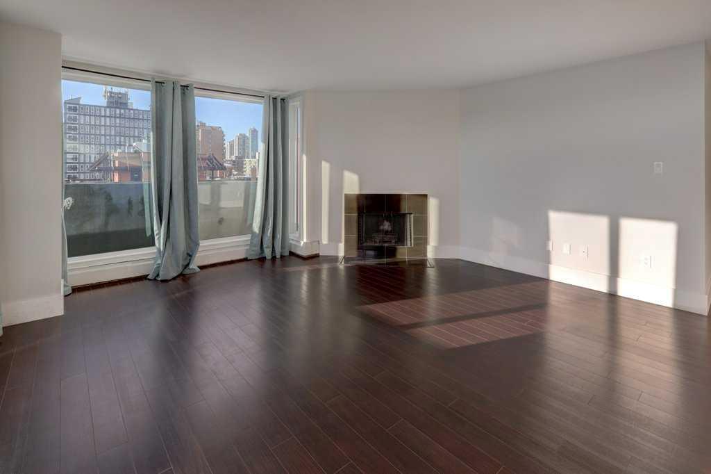 616 15 Avenue SW #802 photo 3
