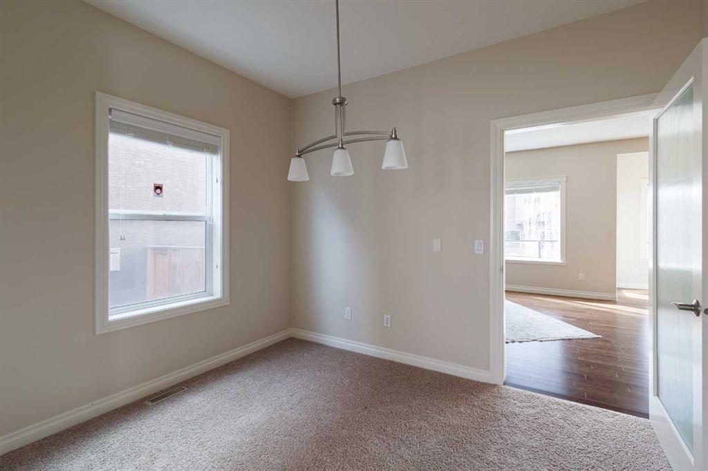 97 Aspenshire Drive SW photo 5