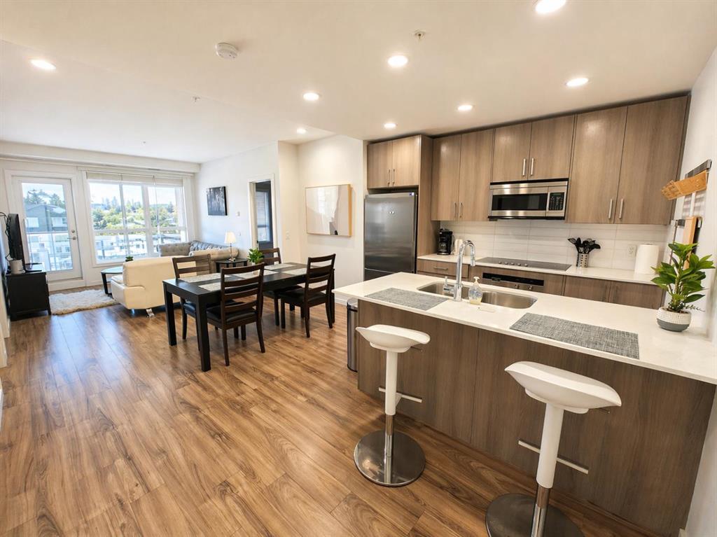 1629 38 Street SW #303 photo 2