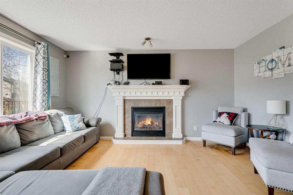 773 Luxstone Landing SW photo 3