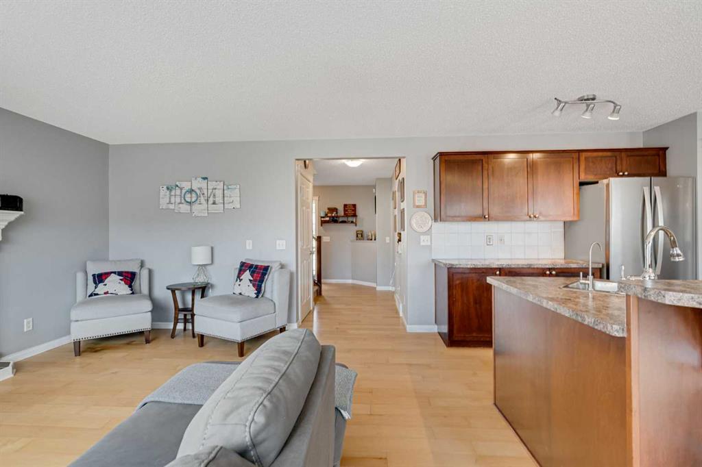 773 Luxstone Landing SW photo 4