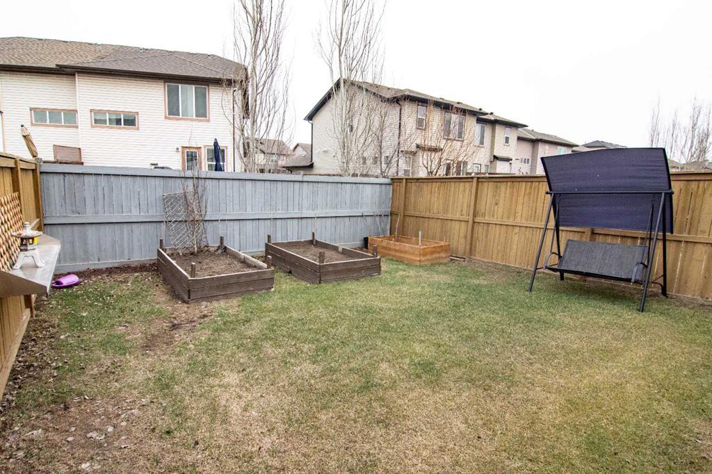 754 Luxstone Gate SW photo 3