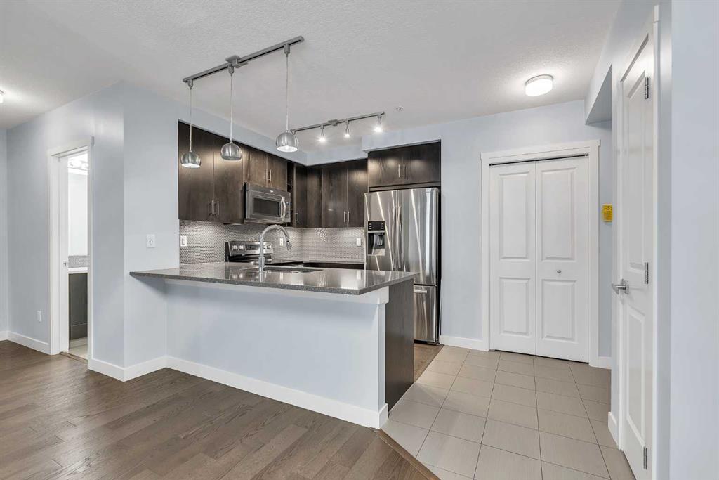 25 Auburn Meadows Avenue SE #111 photo 3