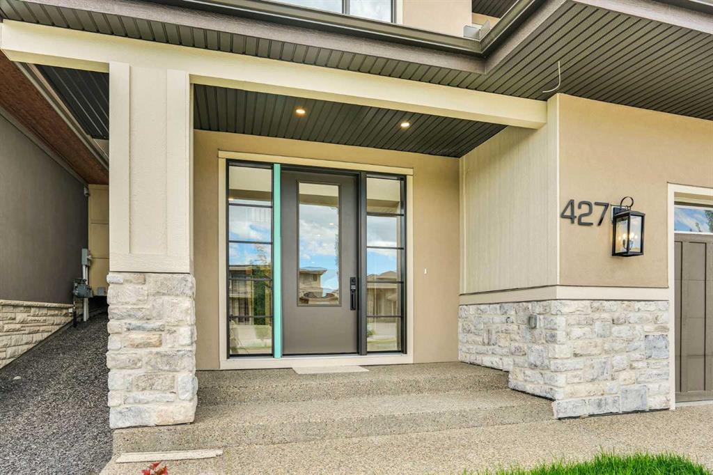 427 Patterson Boulevard SW photo 4