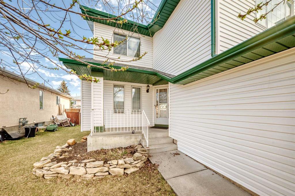 128 Harvest Park Road NE photo 3