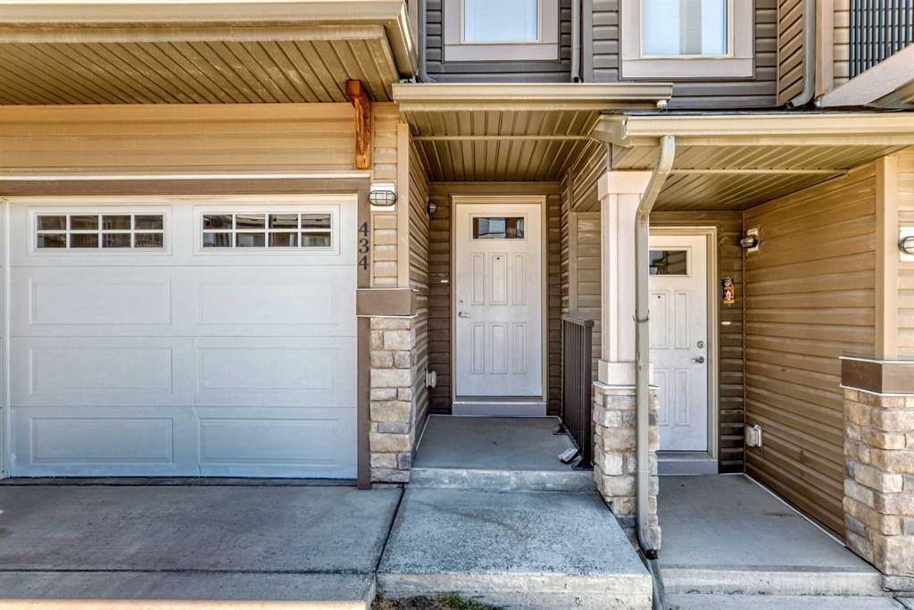 434 Sage Hill Grove NW photo 2