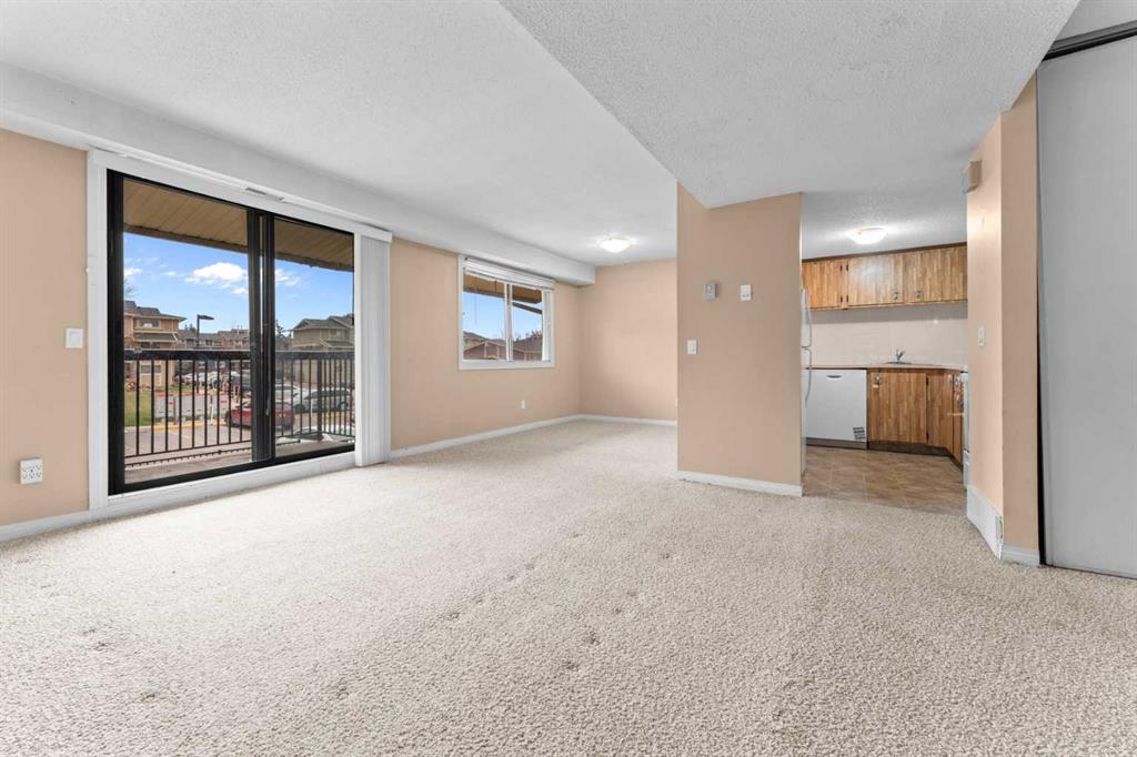 2200 Woodview Drive SW #1202 photo 2