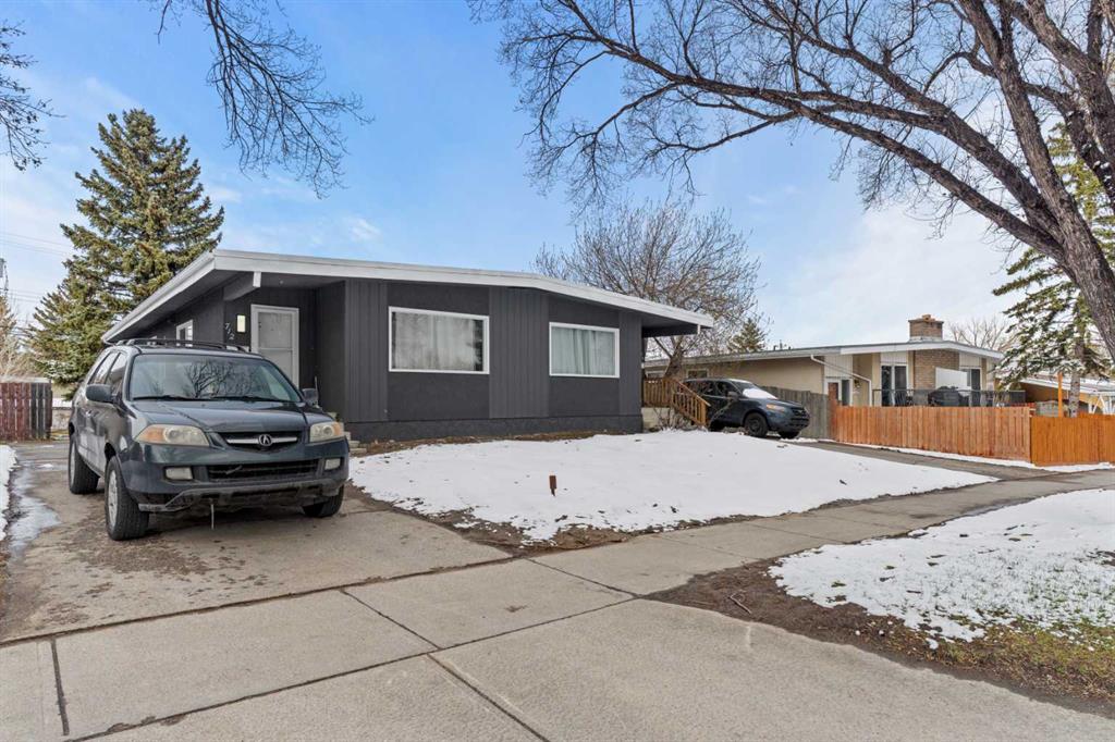 710 / 712 72 Avenue NW photo 3