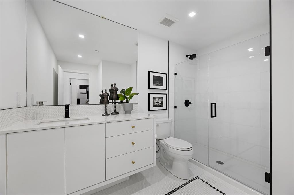 8505 Broadcast Avenue SW #114 photo 4
