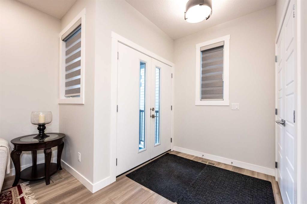 137 Edith Villas NW photo 5