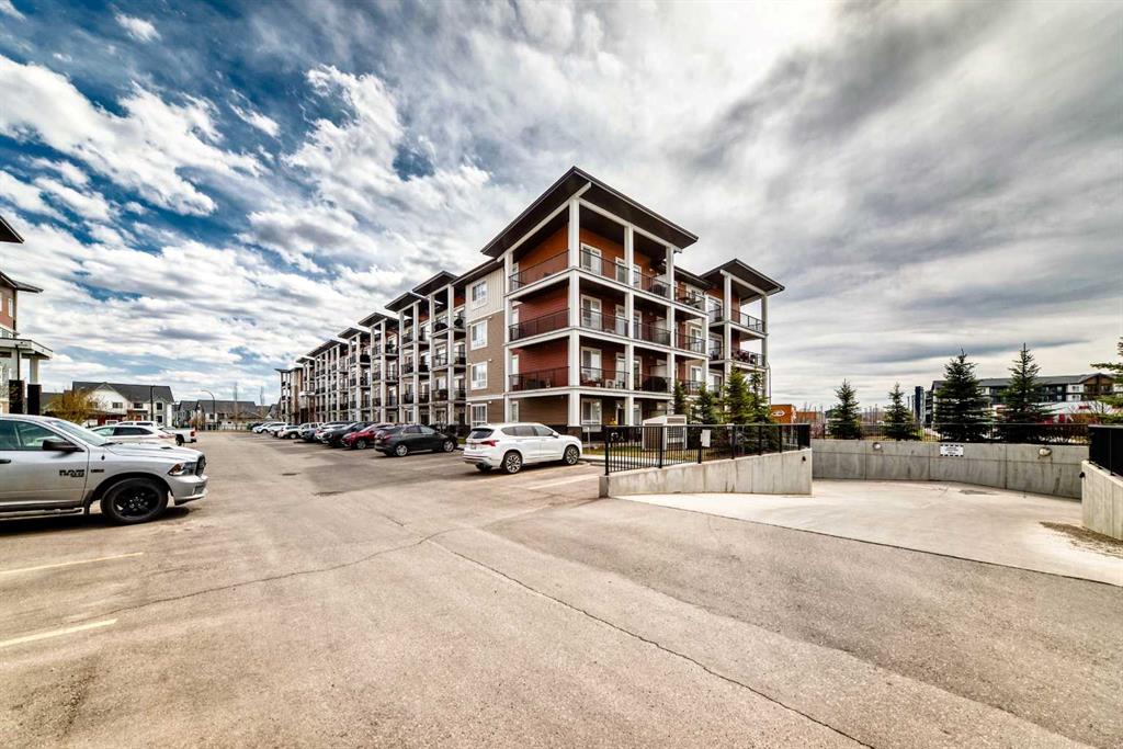 40 Walgrove SE #311