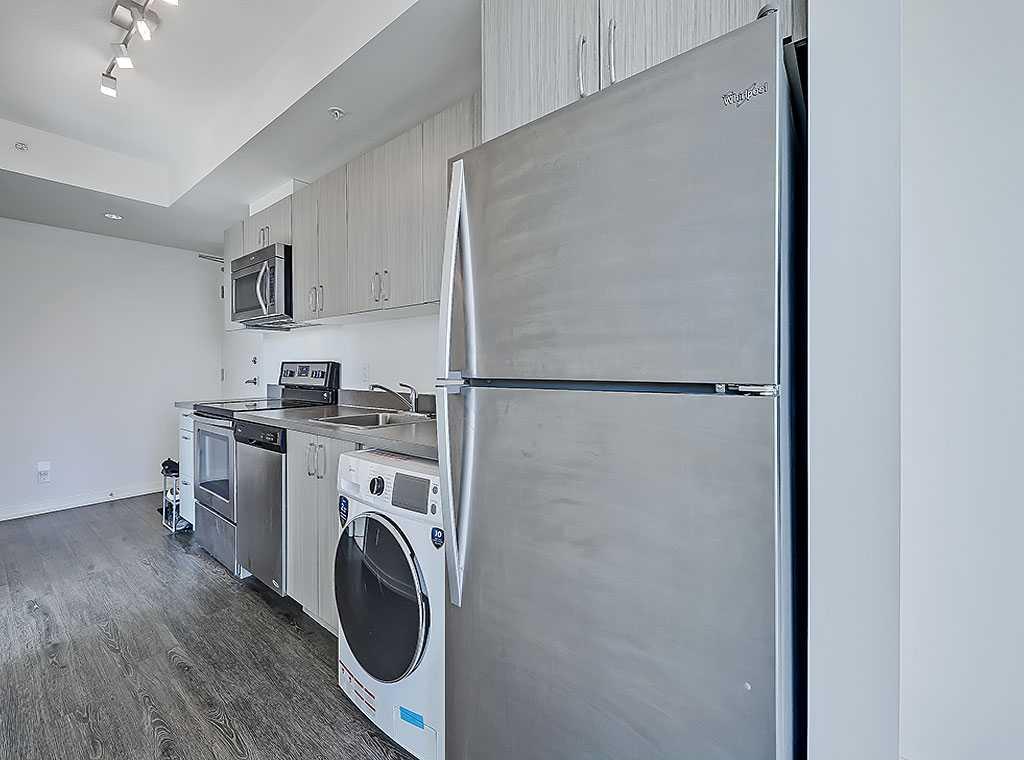 450 8 Avenue SE #912 photo 5