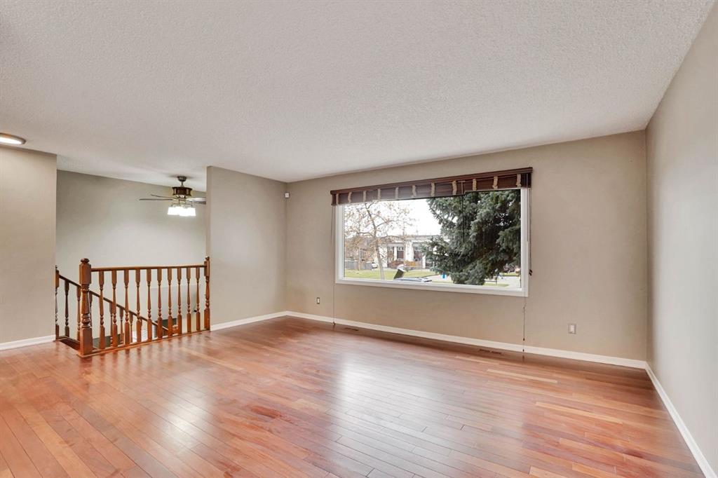 436 Huntley Way NE photo 4