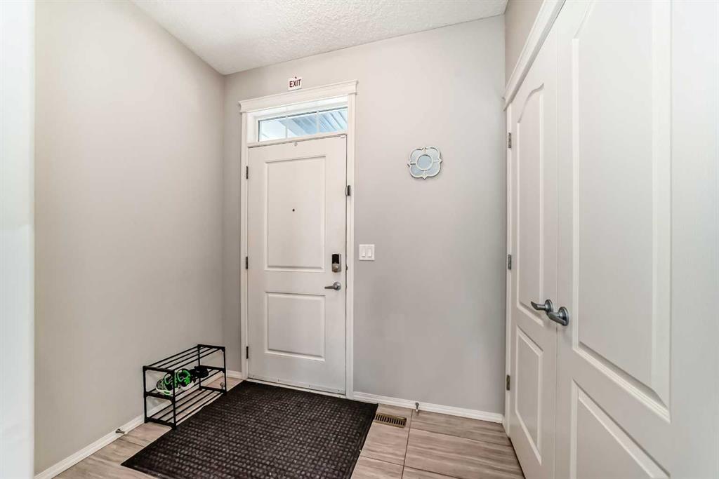 60 Evansborough Road NW photo 3
