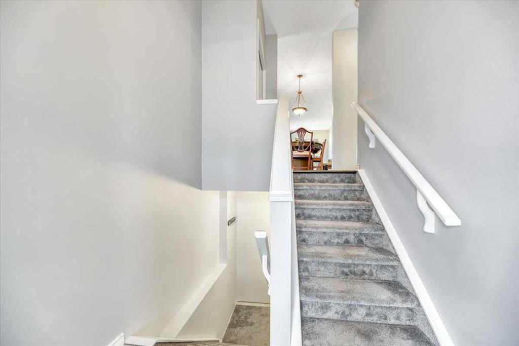 72 Millside Drive SW #35 photo 4
