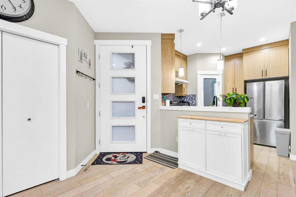 4519 bowness Road NW #2 photo 3