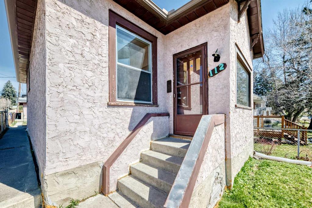 112 30 Avenue NE photo 2