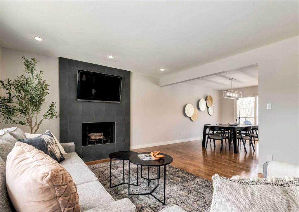 176 Mapleburn Drive SE photo 4