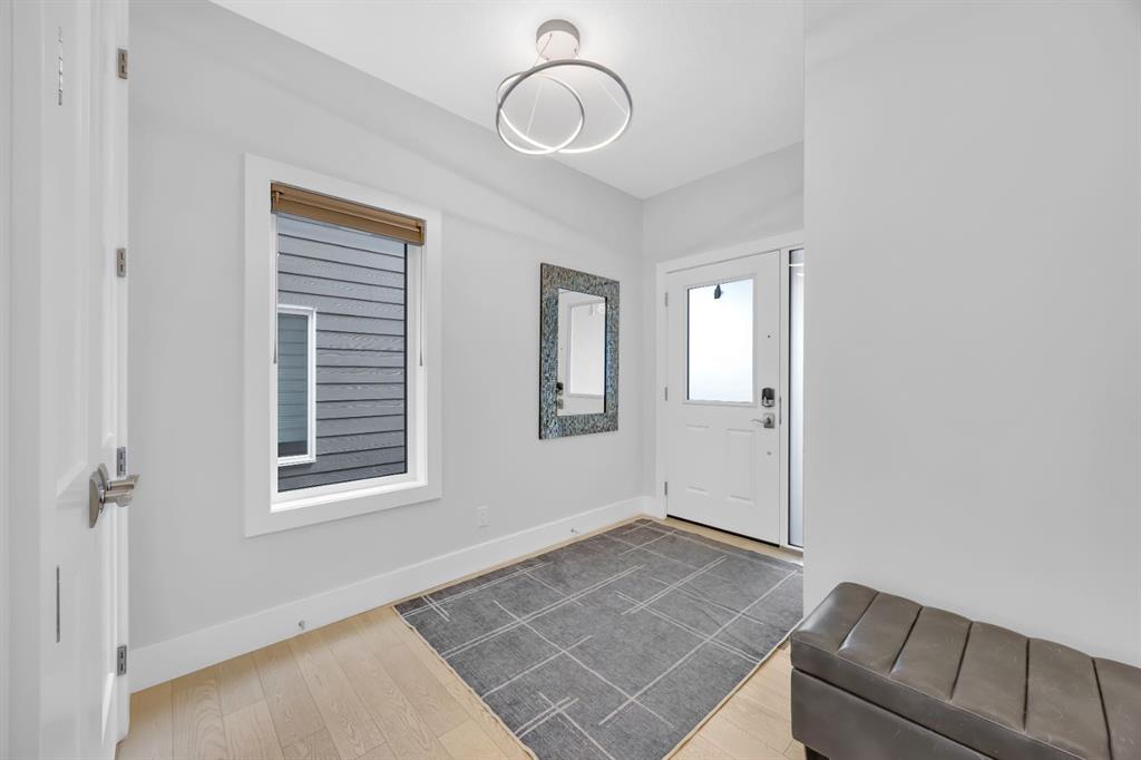 192 Magnolia Manor SE photo 2
