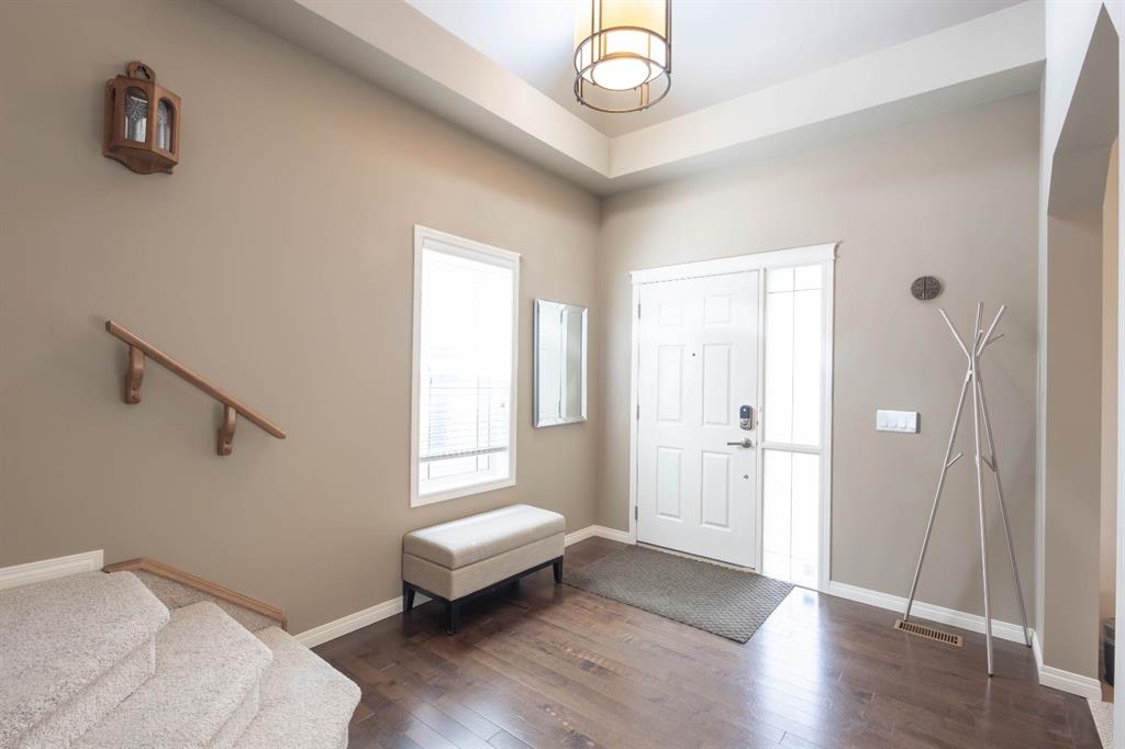 74 Valley Crest Rise NW photo 5