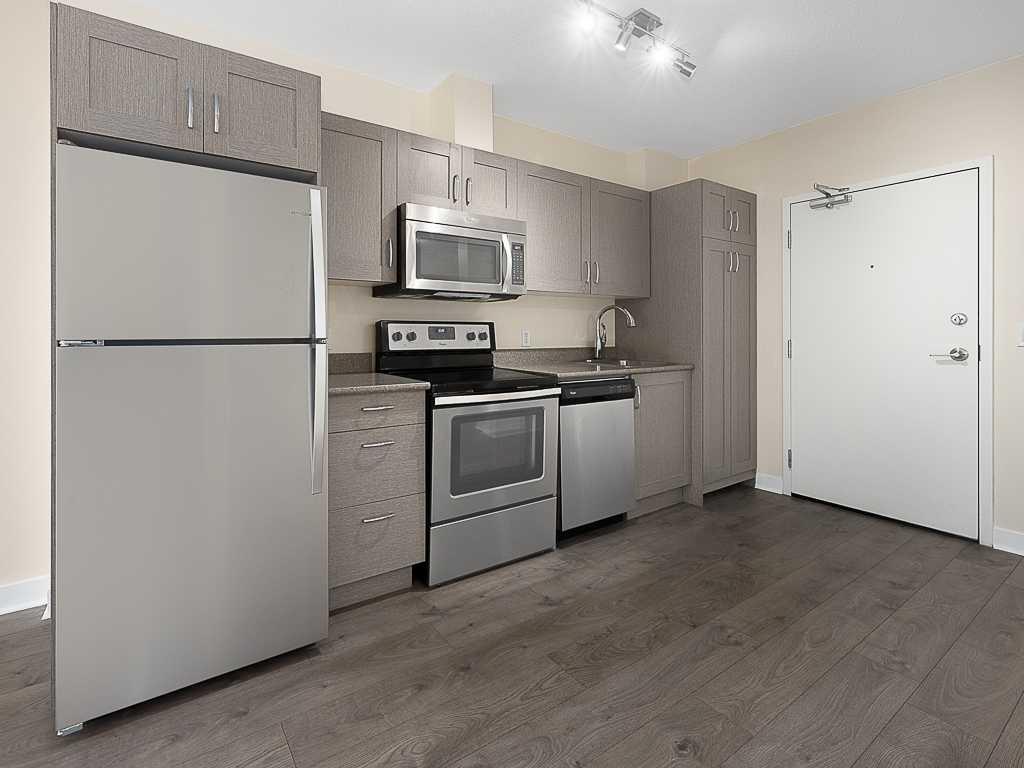 30 Brentwood Common NW #706 photo 5