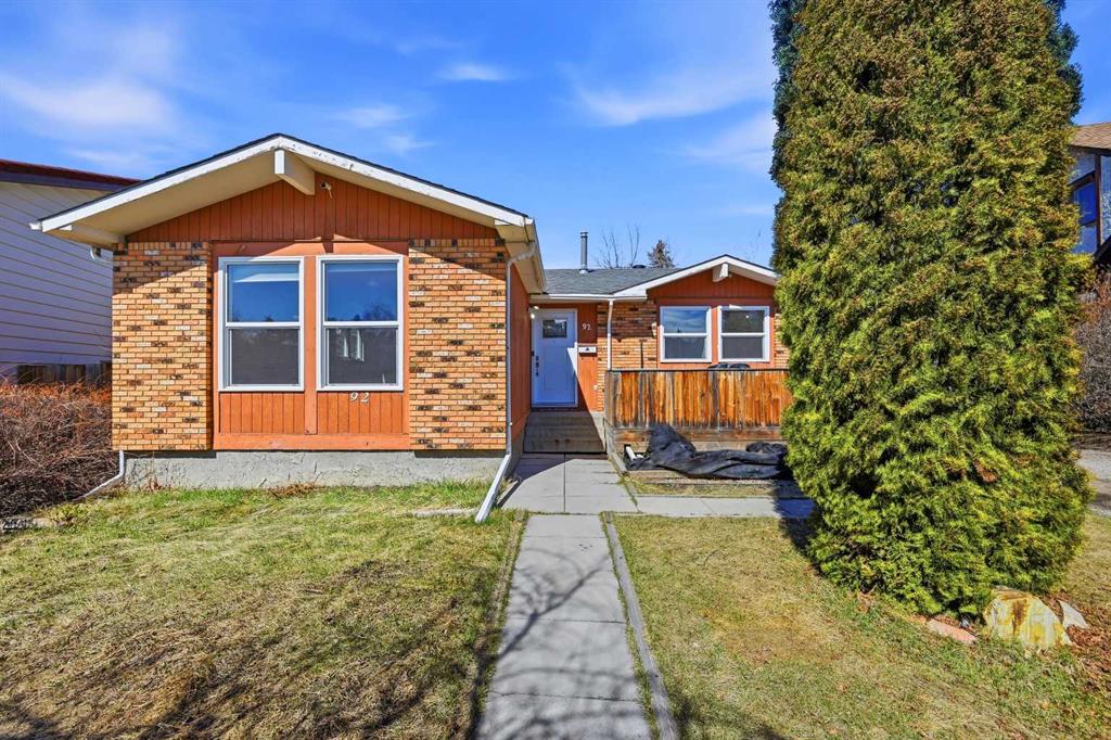 92 Whitlock Close NE