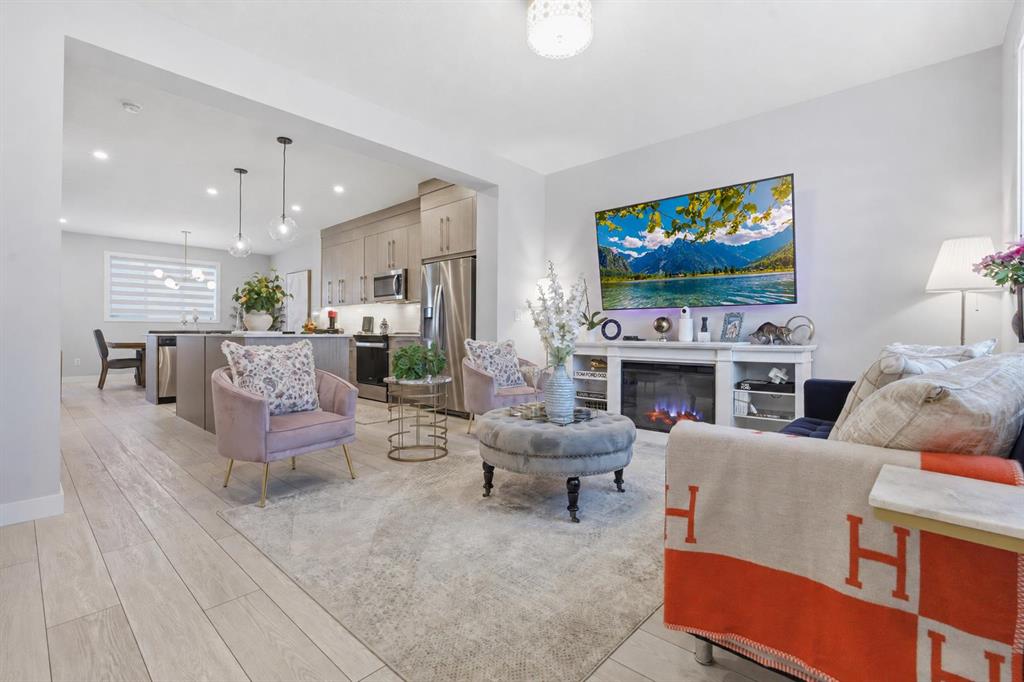 1053 west lakeview
