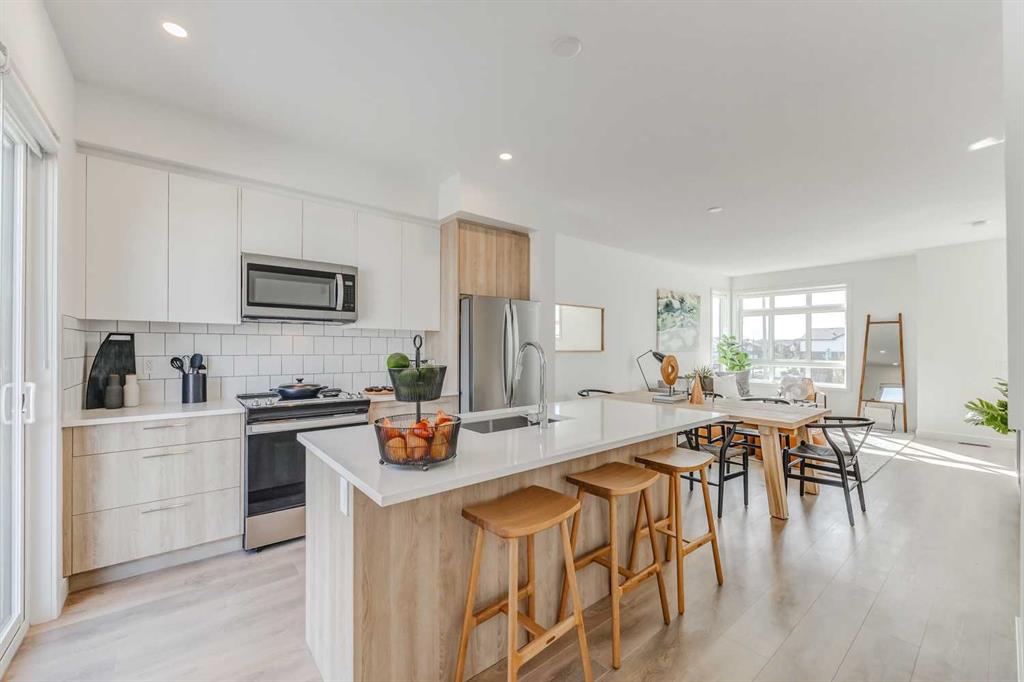 857 Belmont Drive SW #213 photo 3
