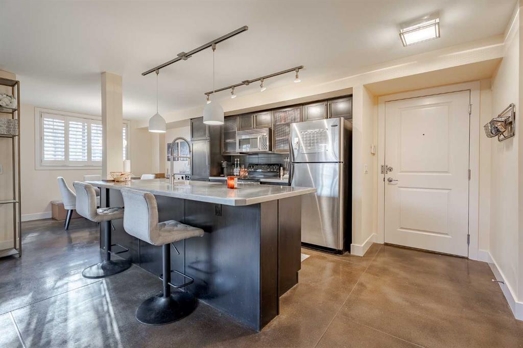 3704 15A Street SW #101 photo 5