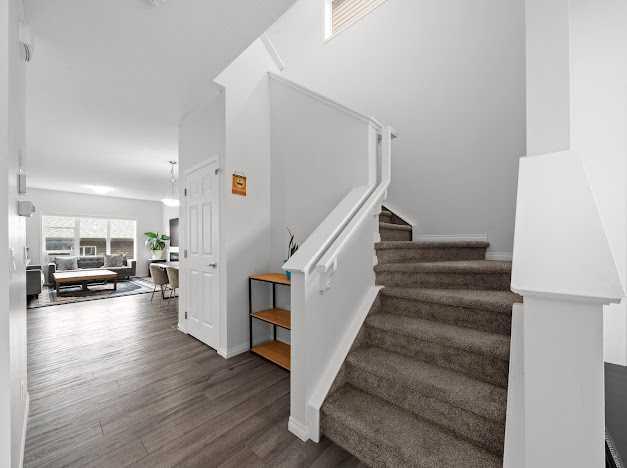136 Lucas Street NW photo 5