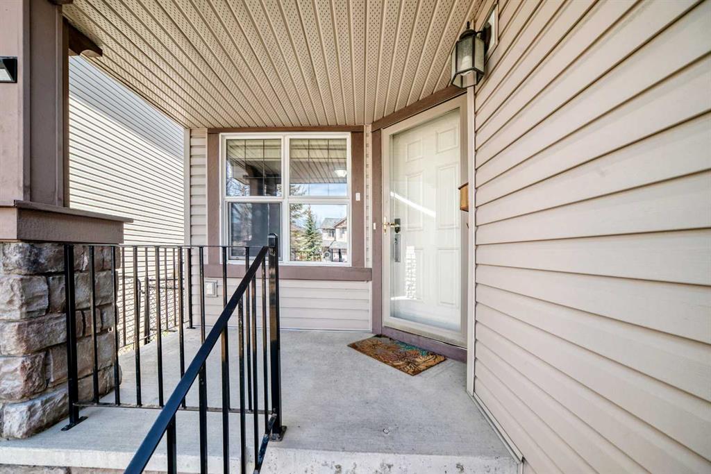 229 Panamount Road NW photo 2