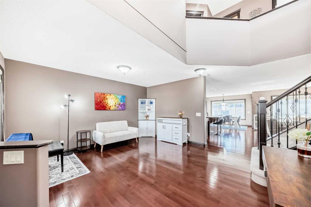 229 Panamount Road NW photo 4