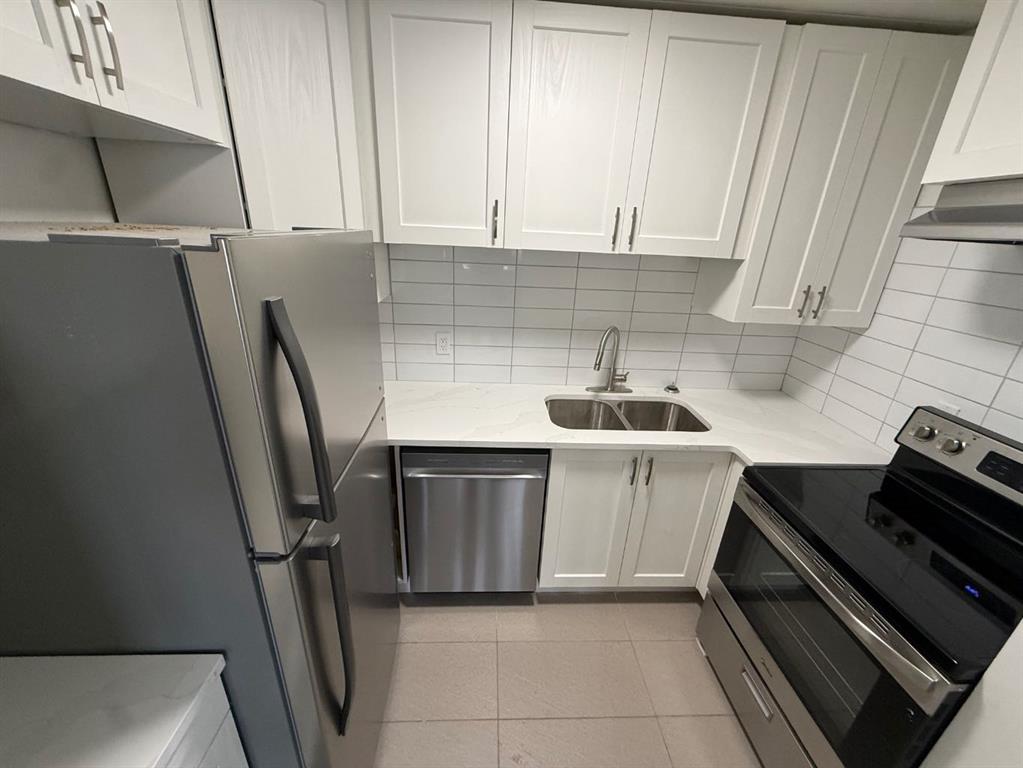 1207 44 Street SE #B photo 5