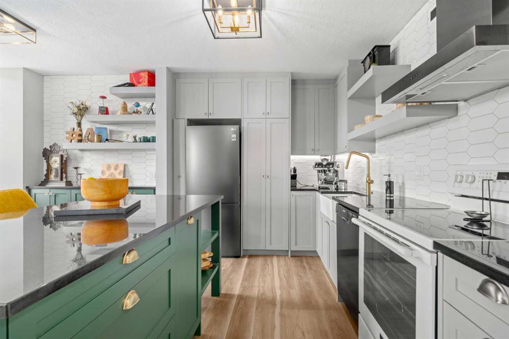 1202 13 Avenue SW #704 photo 3